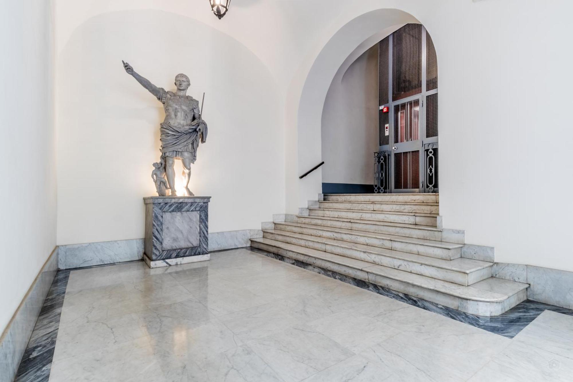 Attico Nel Cuore Di Roma Con Box Privato Per Auto Eksteriør billede