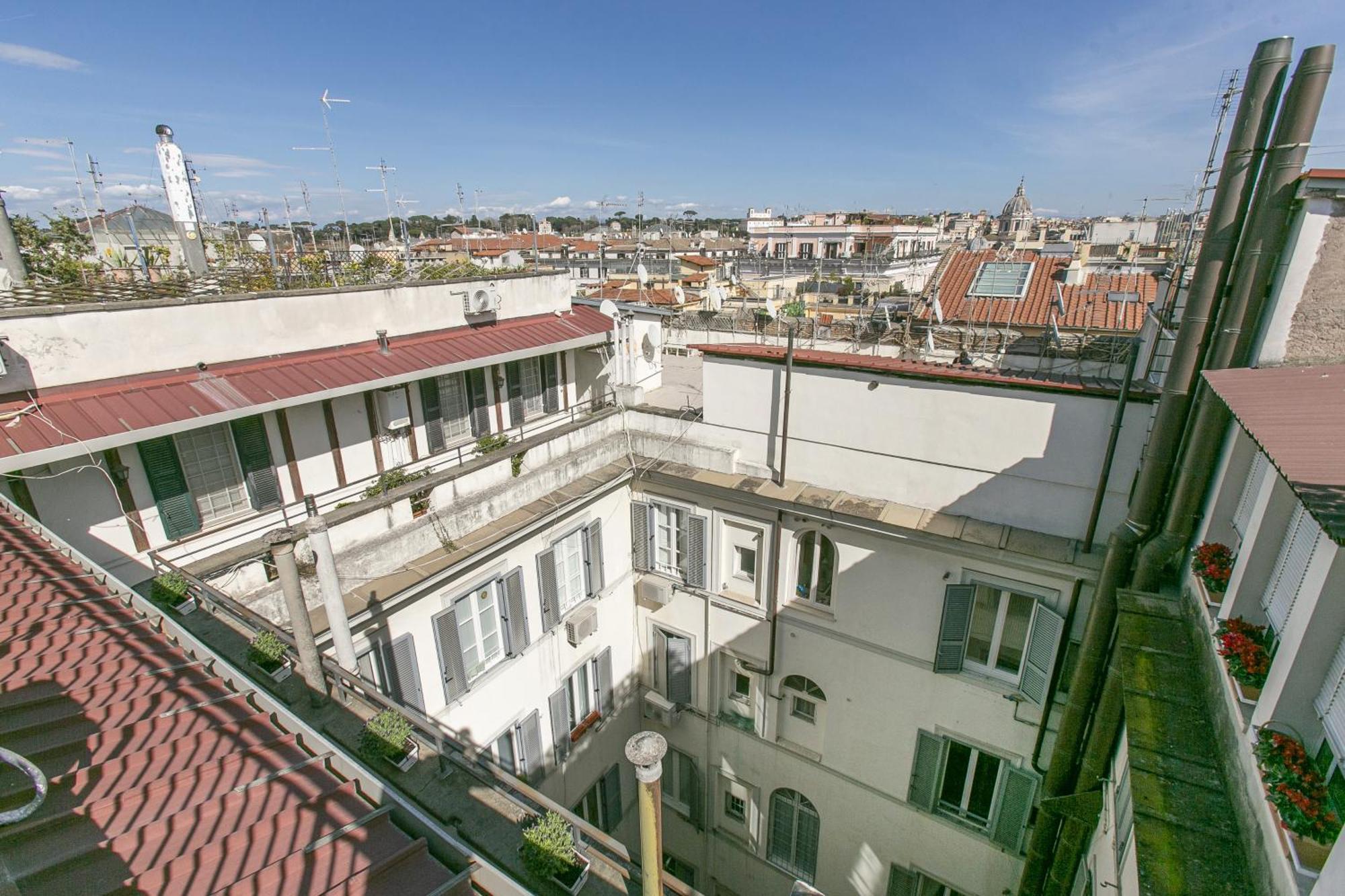 Attico Nel Cuore Di Roma Con Box Privato Per Auto Eksteriør billede